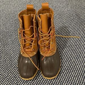 LL Bean Brown Leather Lace-up Unlined Women’s Duck Bean Boots Size 6 - worn once